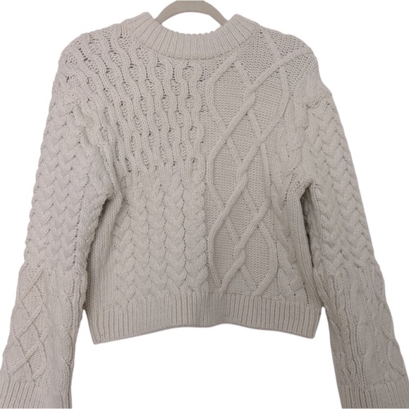H&M sweater sz XS, very heavy cable knit, white, short length, mock turtleneck - Picture 1 of 8